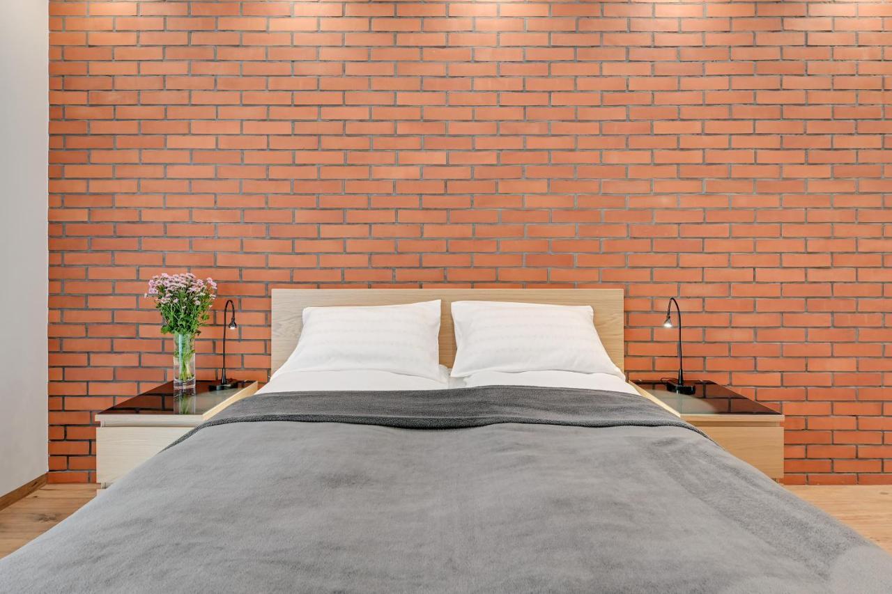 Central Apartment - Free Private Parking — Photos 2
